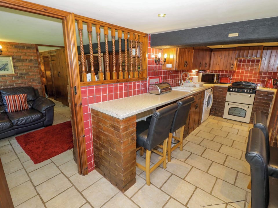 Severn Bank Lodge