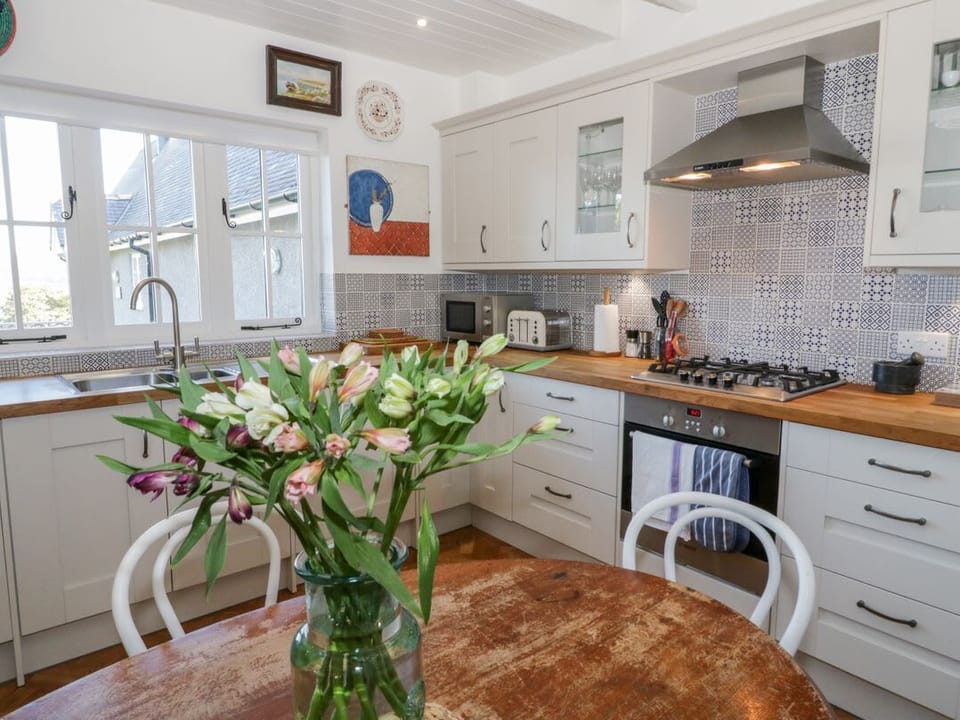 Bronwen Cottage