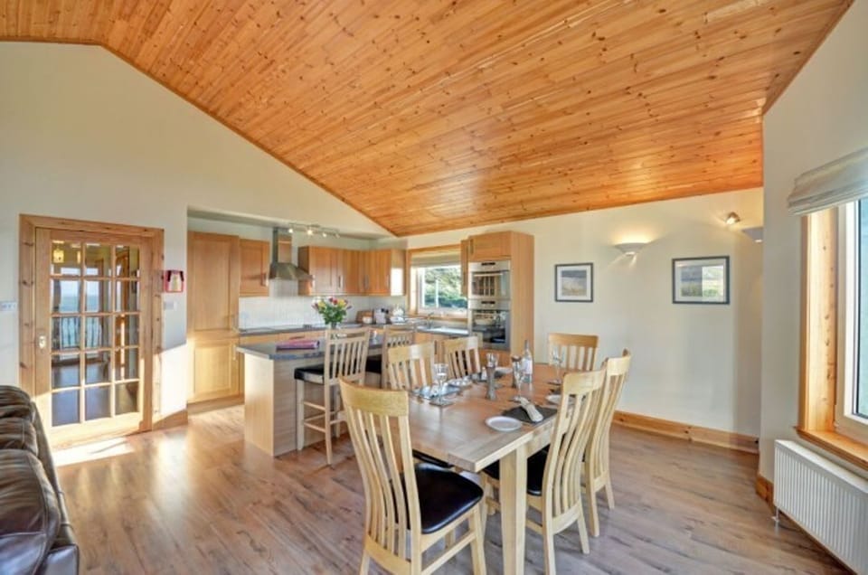 Shalom Cottage