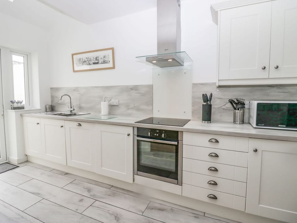 Driftwood Cottage | Roa Island | Piel Island