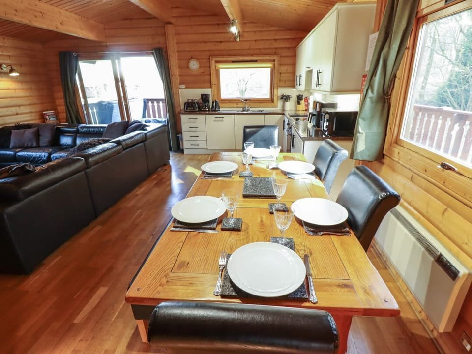 Forest Lodge Kenwick Park