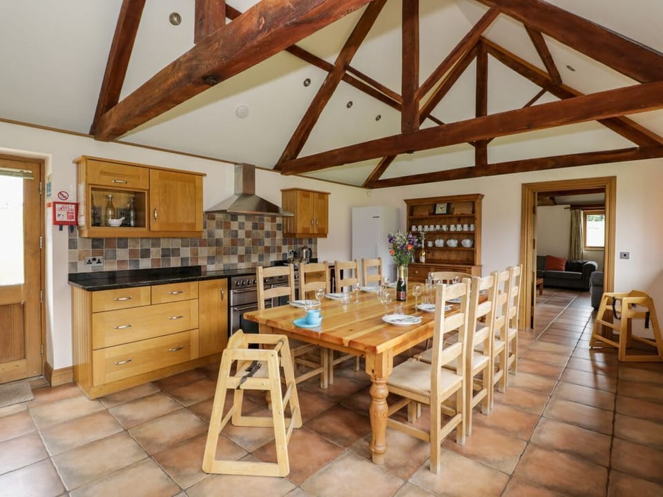 Beesoni Lodge