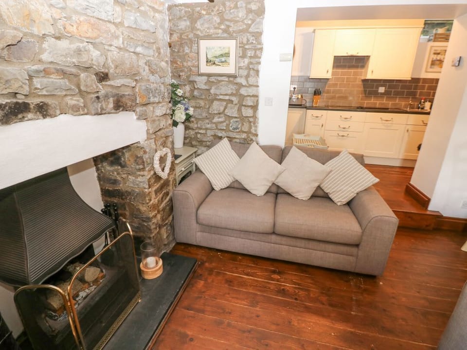 Inglenook Cottage
