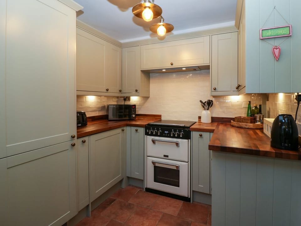 Holly Cottage