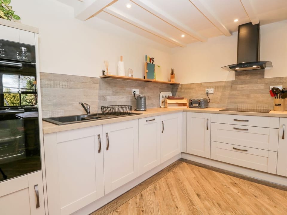 1 Cherry Tree Cottage