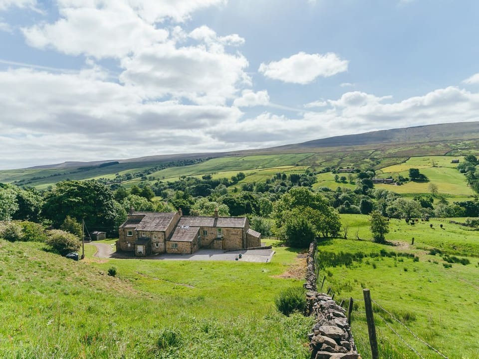 Deerclose West Farmhouse