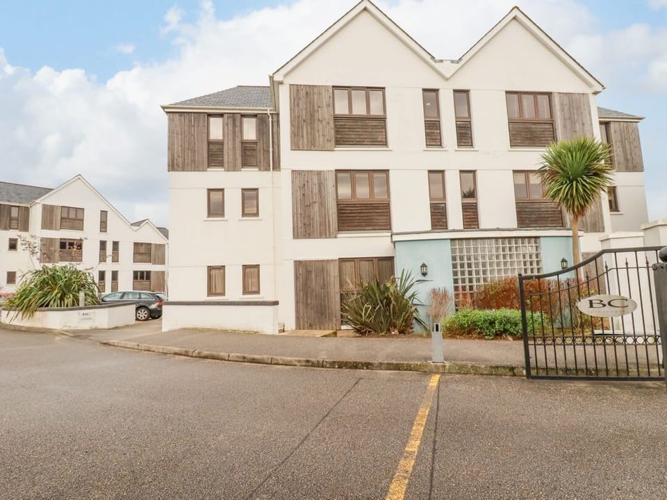 47 Bredon Court