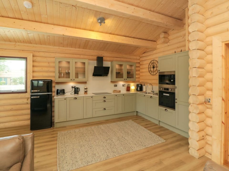 Carlton Lodge 1