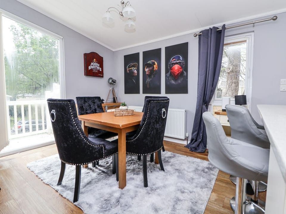 155 Woodland Hall (Lyons)