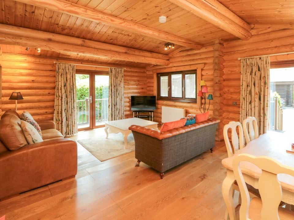 Roseberry Lodge 3
