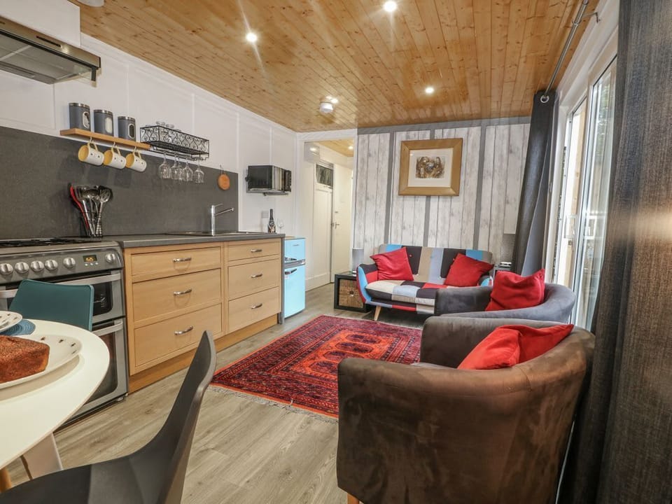 Harvest Lodge