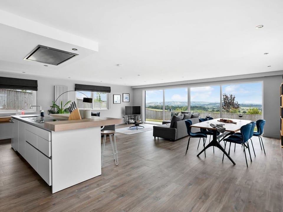 Huxham View and Annex