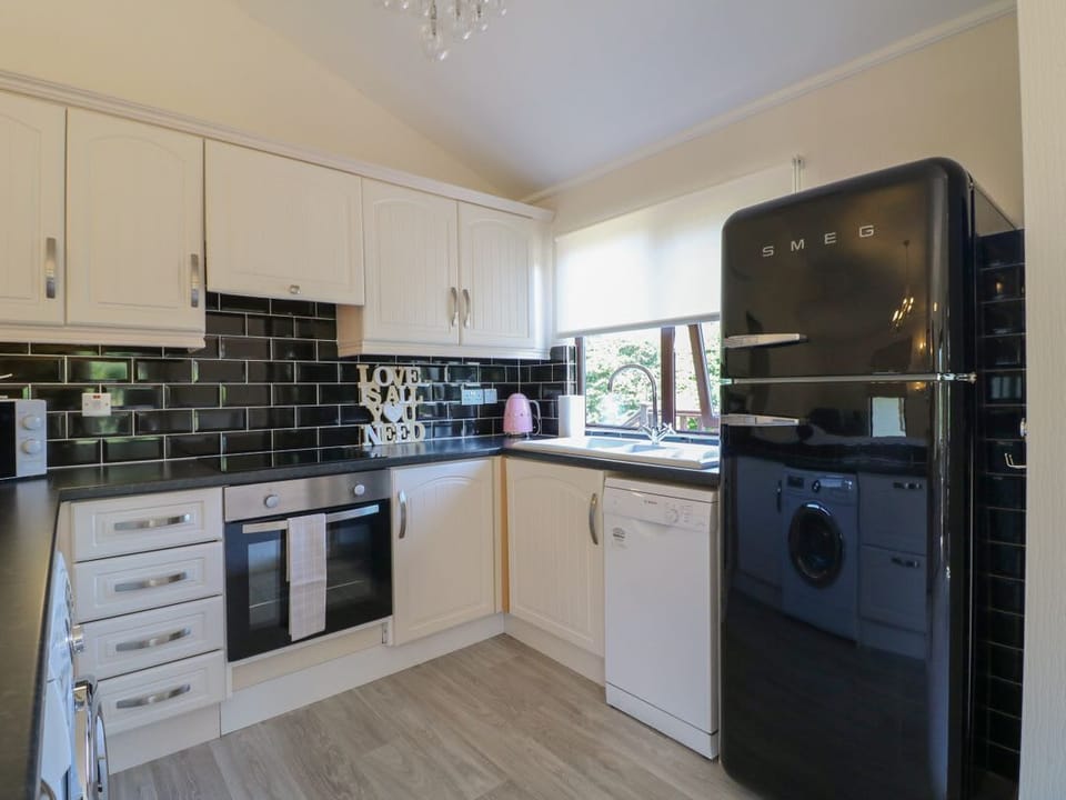 27 Brocklehurst