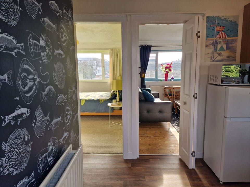 Beachcomber Apartment, Morecambe - Host & Stay
