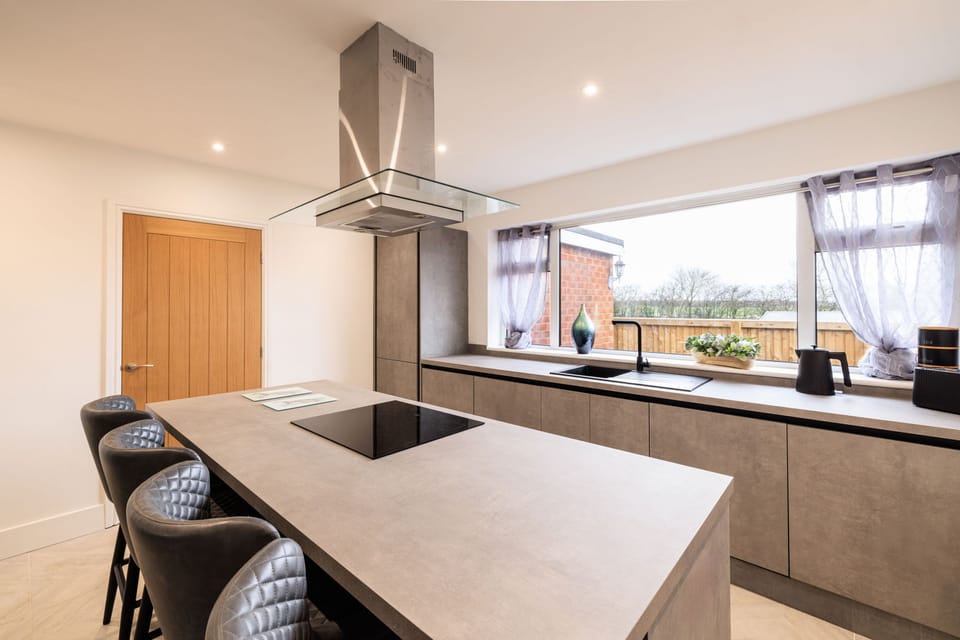 Hawthorn Bank, Garforth - Host & Stay