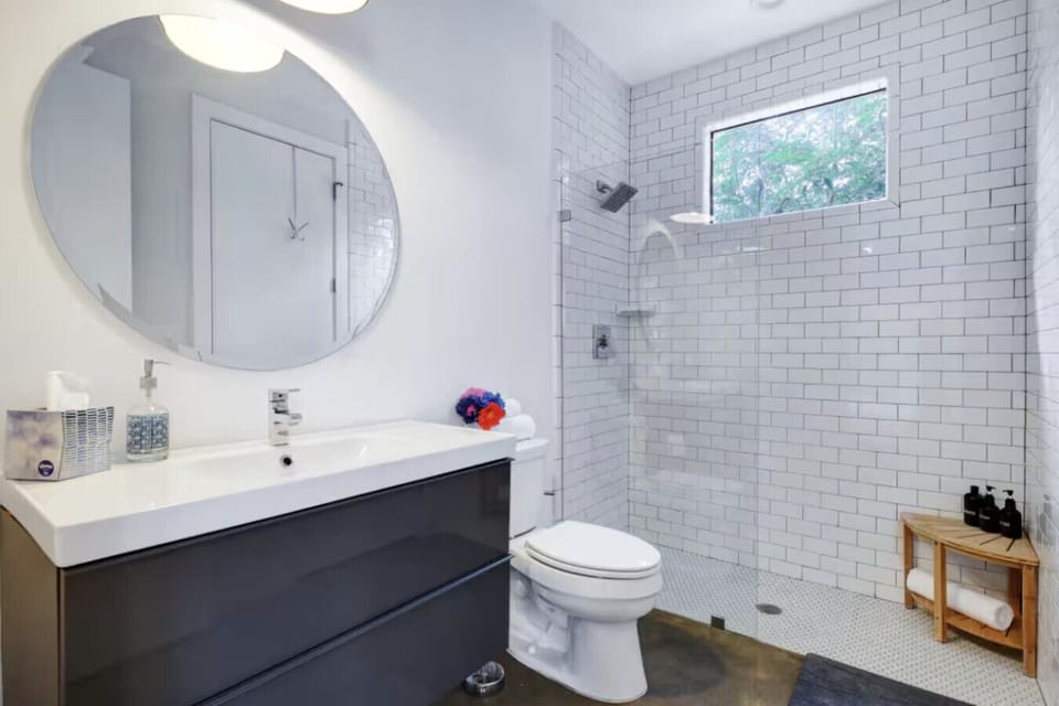 Bright bathroom with essential amenities