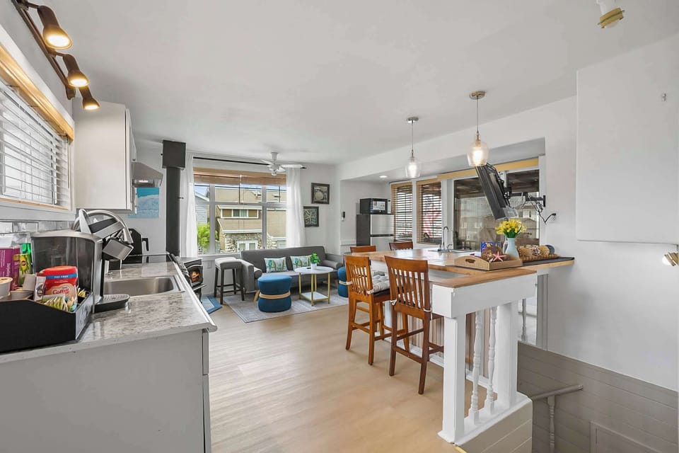 2nd floor kitchen and living area