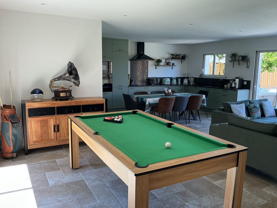 Game room