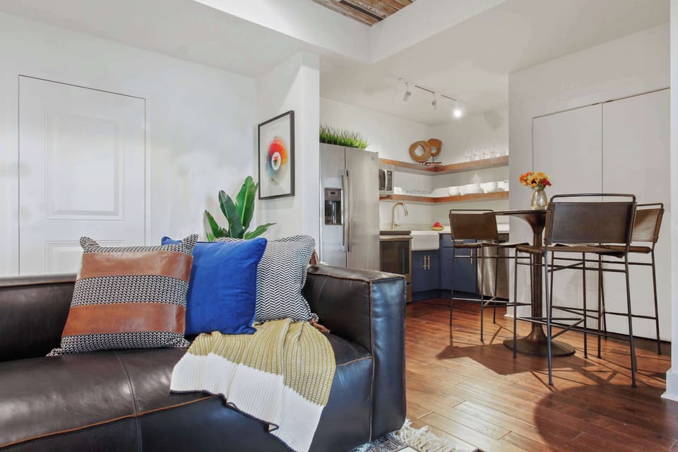Unit 204 | Open Concept Chef's Kitchen | Fully Equipped | Open to Dining | Second Floor
