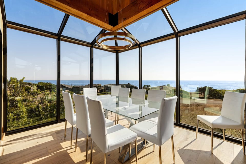 Savor meals with a panoramic ocean view in this elegant dining area, where every meal becomes a special occasion.