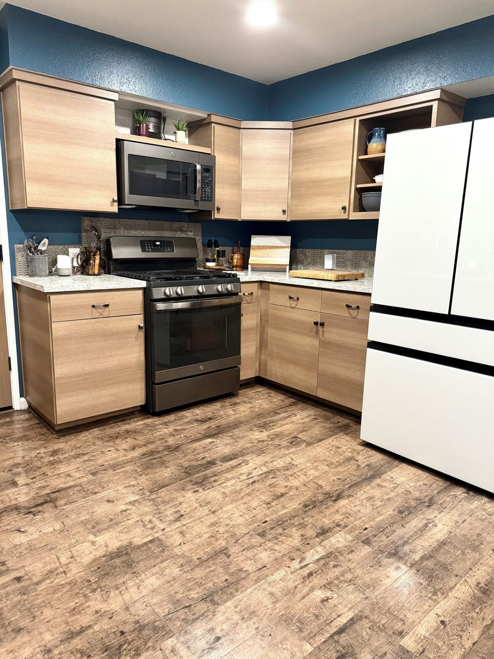 Full Size Kitchen
