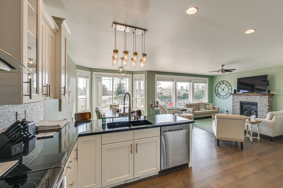 Gorgeous Views right from the Kitchen
