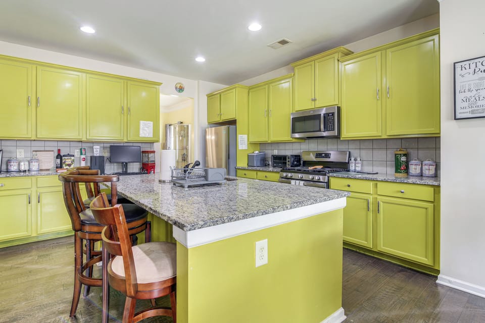 Kitchen | Dishwasher | Keurig Coffee Maker