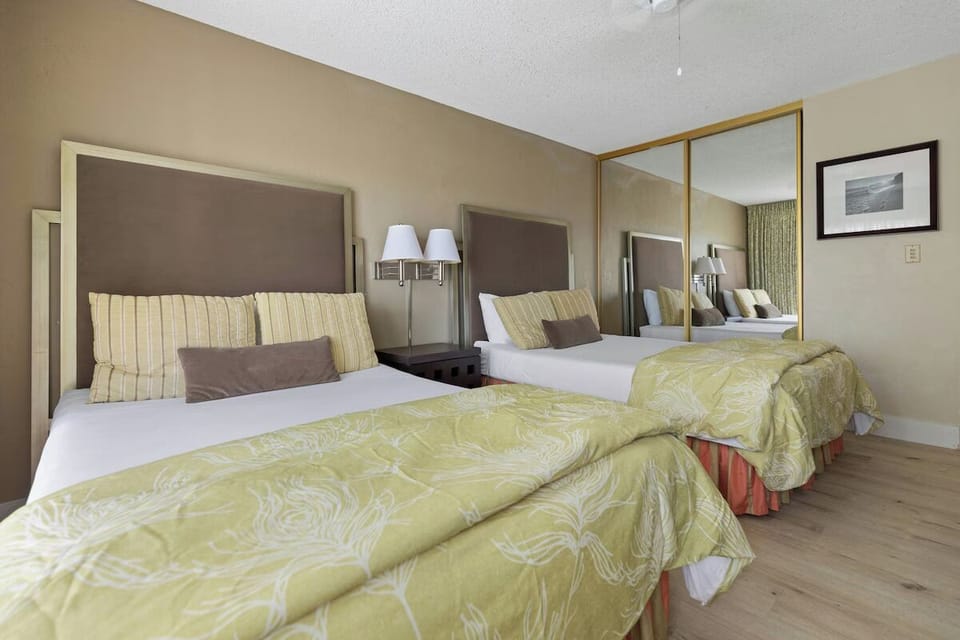 Bedroom. Interior and views may vary based on location and availability.
