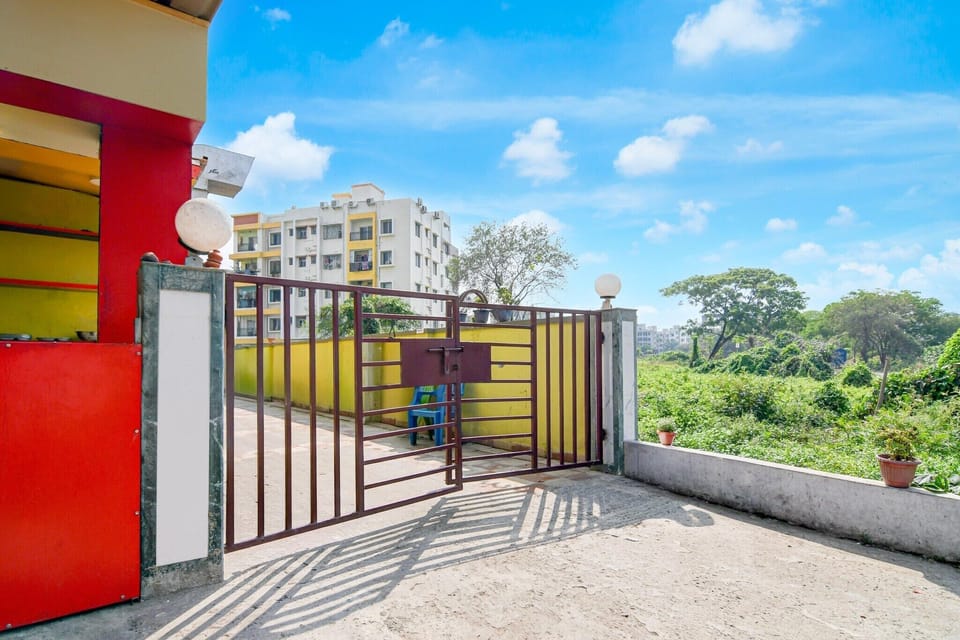 Entrance / Reception