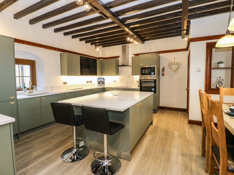 Winding Wheel Cottage