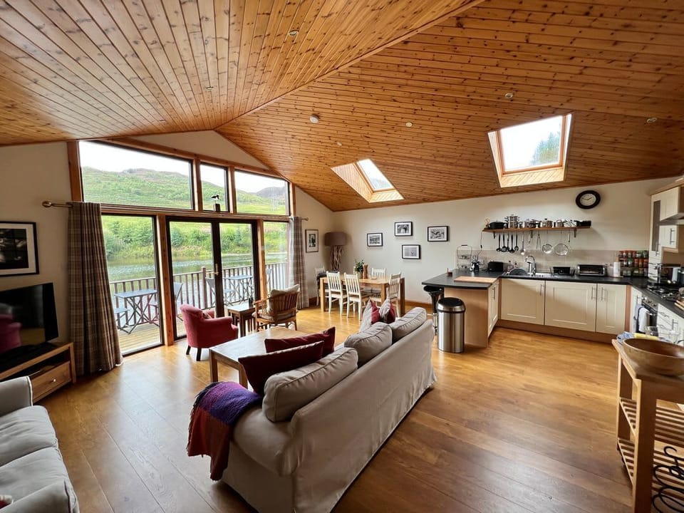 Ptarmigan Lodge