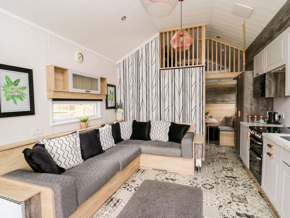 Hillside Lodge