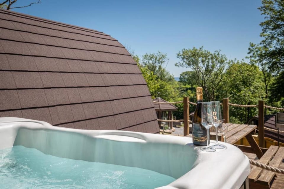 Treetops view from hot tub
