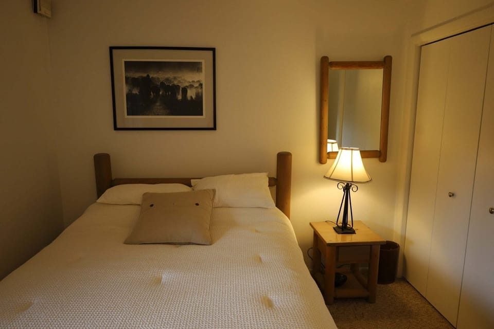 Lamp, Bed, Furniture, Indoors, Floor