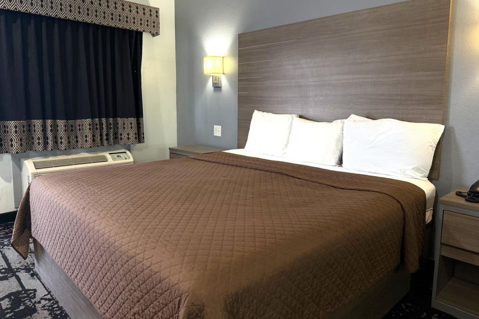Bedroom. Interior and views may vary based on location and availability.