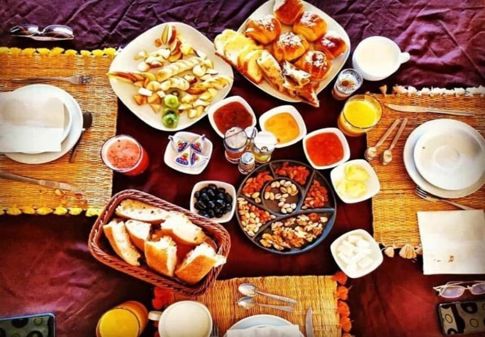 Breakfast meal