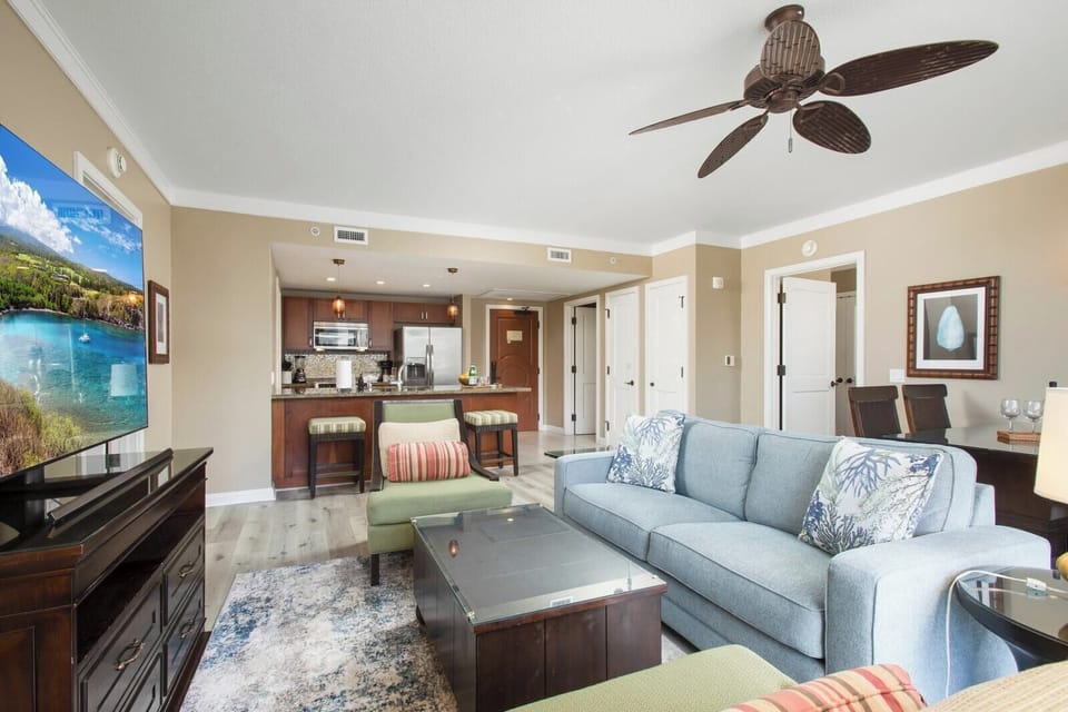     Luxury living with a natural backdrop that never grows old HKH-545