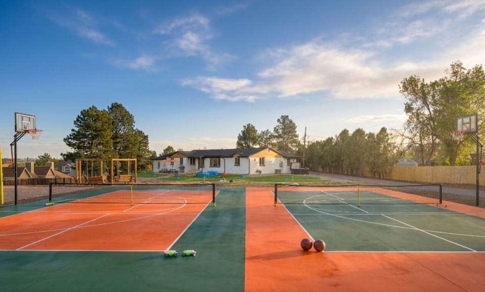 Sport court