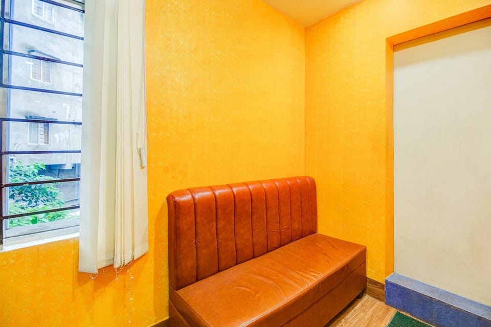 Entrance / Reception