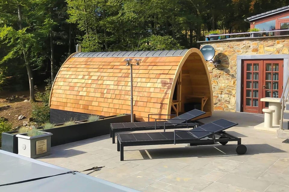 Holiday Home Swimming Pool