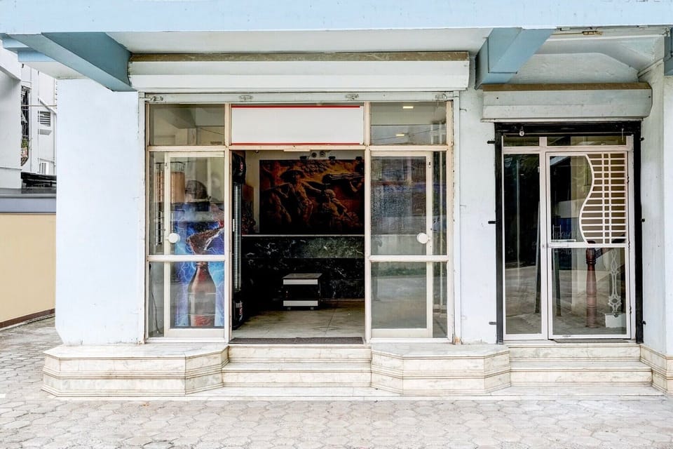 Entrance / Reception