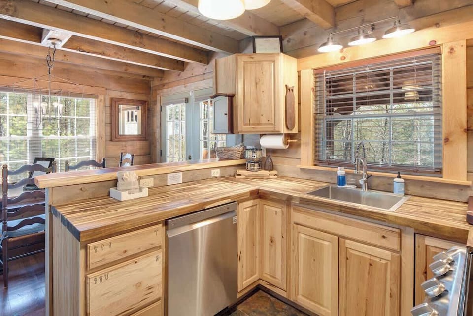 Our kitchen is fully stocked with everything you need to whip up whatever you're craving. We've even labeled the drawers and cabinets so you'll know your way around the space in no time. 