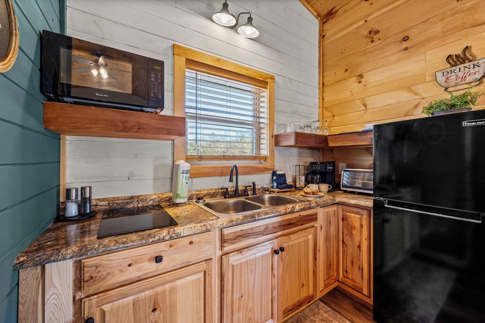 Small kitchen, big enough for what you need