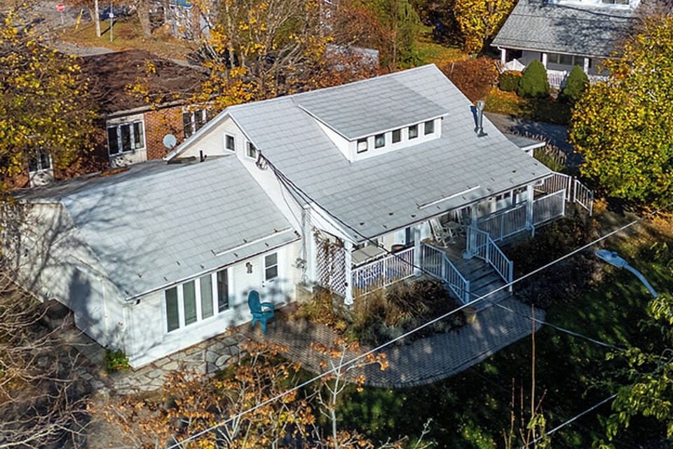 Bird's eye view of Lakeview Cottage and Studio