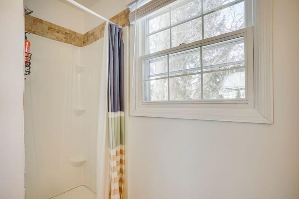 Master Bath with shower