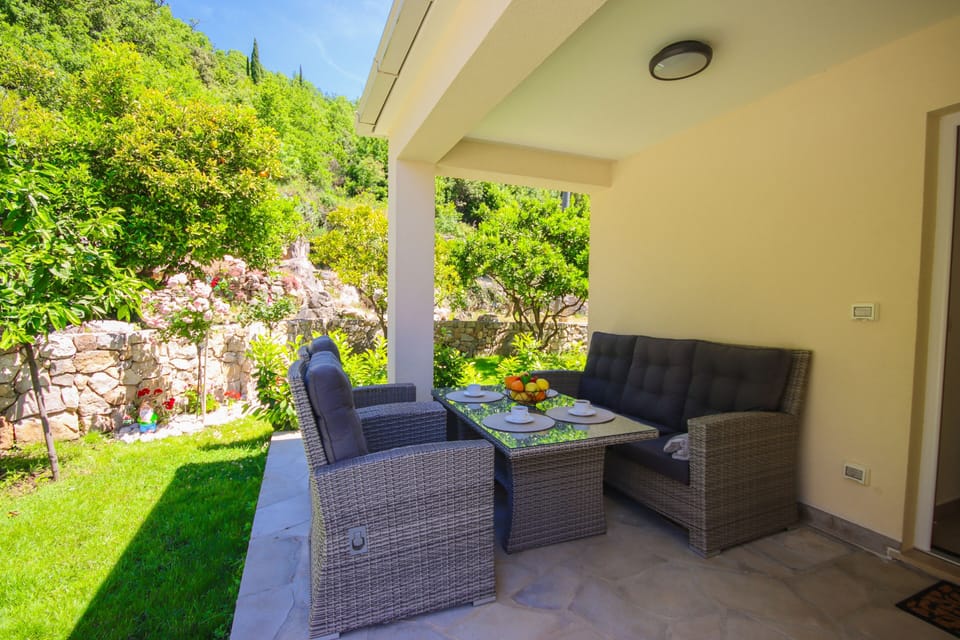 Terrace 2