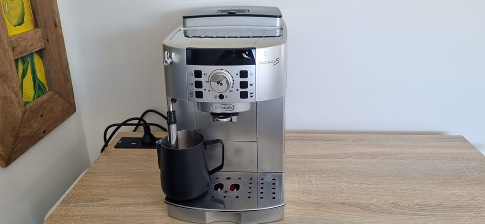 DeLonghi Coffee Machine