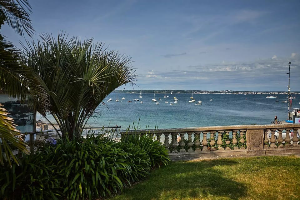 Beach/ocean view