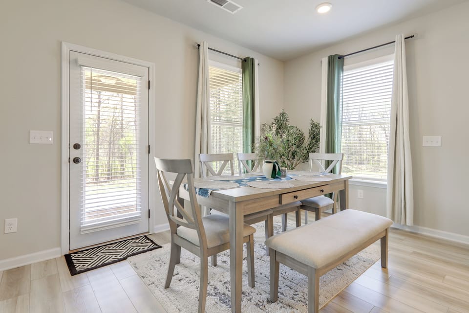 Dining Area | 1st Floor