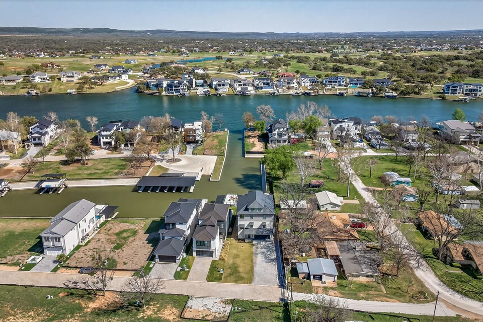 Easy Access to Lake LBJ